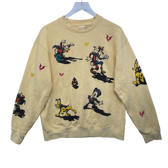 Disney Other - Disney Parks Mickey‎ Mouse & Friends Halloween Pullover Sweatshirt 2023 Adult M